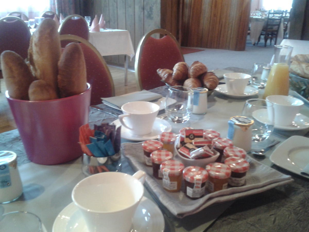 Logis - Hotel Restaurant Du Canard Hangest-sur-Somme エクステリア 写真